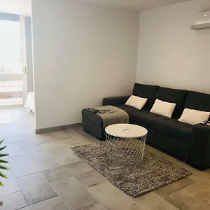  Apartment Orange Studio